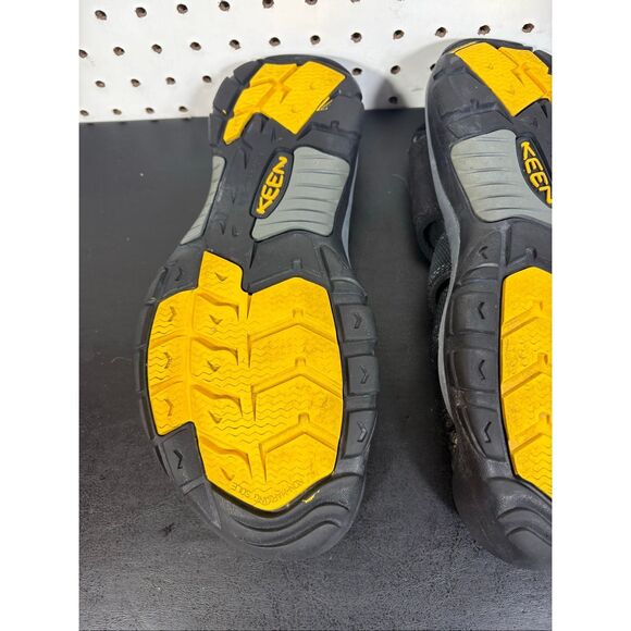 Keen Mens Newport H2 Sandals size 10 main image 5